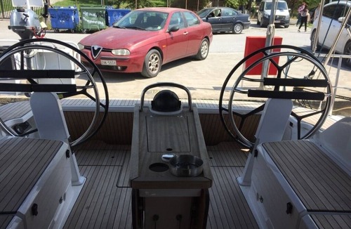 Skiathos Boat Rental | Sun-Kissed Sailing Adventure in Islas Esporadas