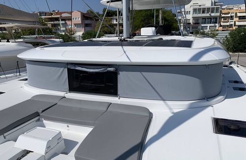 Preveza Boat Rental | Sun-kissed Sailing Adventure in the Ionian Islands