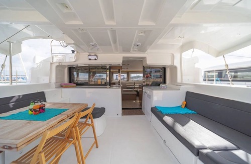 Perigiali Boat Rental | Sun-soaked Sailing Adventure in the Ionian Islands