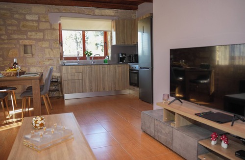 Chania House | SundayMar Stone House