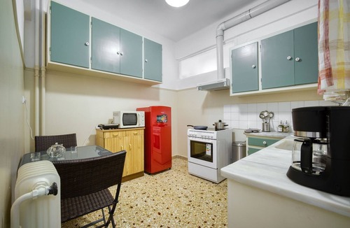 Kinosargous Apartment | Sunny 2 Bedroom Cozy Apartment View of Parthenon