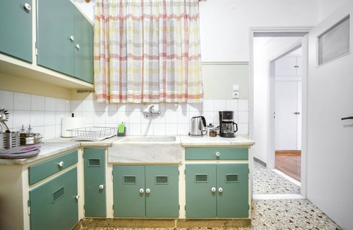 Kinosargous Apartment | Sunny 2 Bedroom Cozy Apartment View of Parthenon