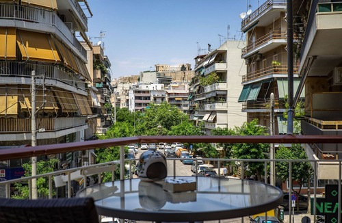 Kinosargous Apartment | Sunny 2 Bedroom Cozy Apartment View of Parthenon