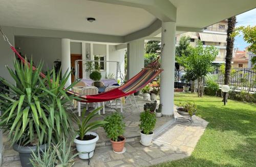 Trikala Apartment | Sunny and Spacious Luxury House