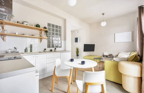 Peiraiki Apartment | Sunny apartment next to the sea, amazing view