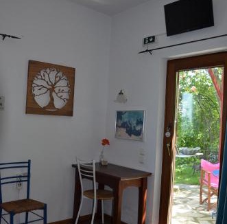 Zagora-Mouresi Cabin | Sunray Room for Two in Zagora