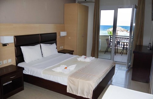 Skala Rachoniou Hotel | Sunrise Beach