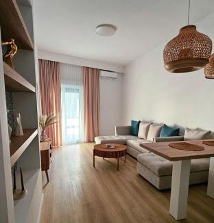 Khalkis Apartment | Sunrise condo