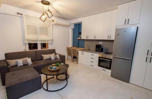 Xanthi Apartment | Sunrise Haven Suite