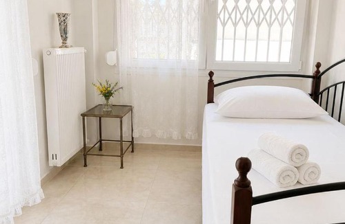 Agia Triada Apartment | Sunset Cove Suites