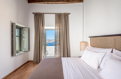 Plaka Villa | Sunset Mansion