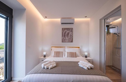 Sarande Villa | Sunset View Sarande Thanasi Villa Retreat