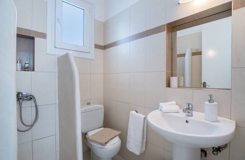 Mikri Vigla Apartment | Superior Ground Floor 1-Bedroom Apartment with Garden View