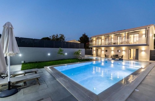 Agios Ioannis Villa | Superior Villa