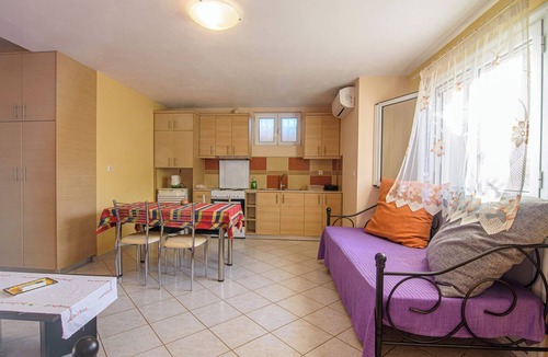 Agrilos Apartment | Terpsi Apartments - Kyparissia Garden Nest