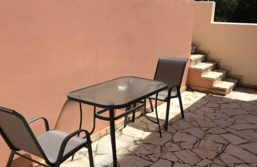 Loutraki Apartment | Terra Relaxa - Apartment under the pool