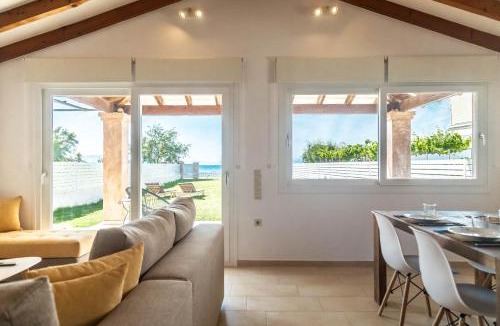 Lefkimmi House | Terracotta beach house