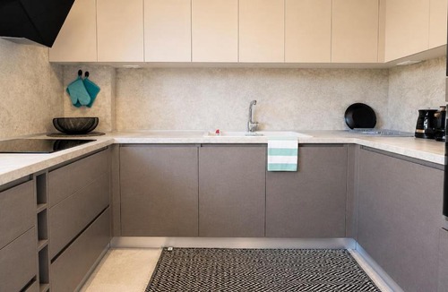 Drama Apartment | Terrazza 19 by InFox Suites