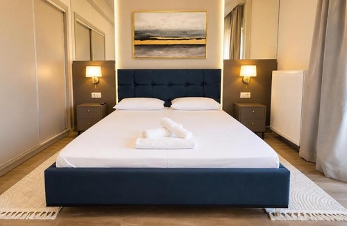 Drama Apartment | Terrazza 19 by InFox Suites