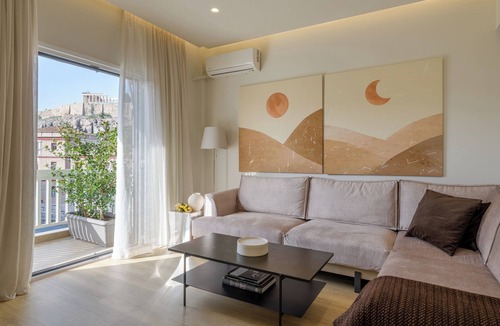 Anafiotika Apartment | The Acropolis Crown Residence