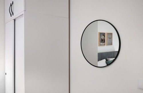 Agios Panteleimonas Apartment | The Athenian Cedar