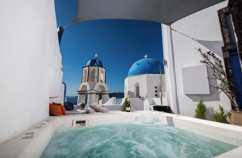 Oia Villa | The Blue Domes Cave Villa with outdoor Hot Tub and Caldera View, Villa