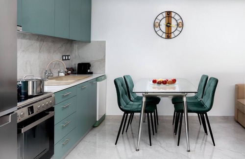 Volos City Centre House | The Coastal Rock House