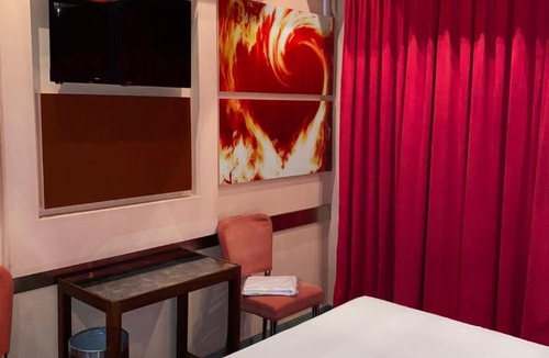 Skaramangas Hotel | THE CRYSTAL BLUE XAIDARI HOTEL