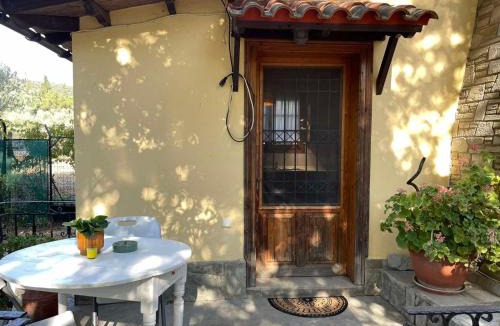 Nea Peramos House | The Dock Nook