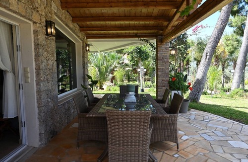 Kilada Apartment | The Gaia Suite: Luxury Mediterranean Retreat in Porto Heli