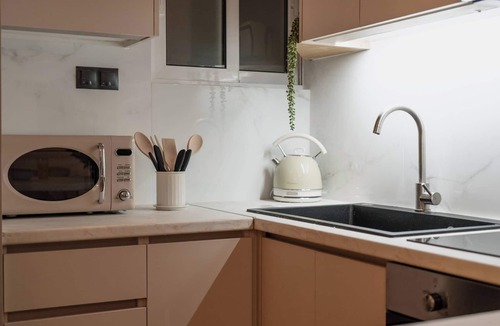 Filopappou Apartment | The Heart Of Athens