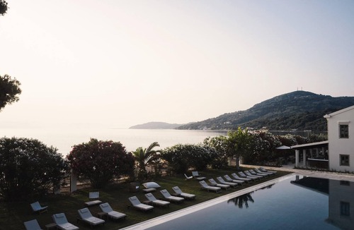 Messonghi Hotel | The Olivar Suites
