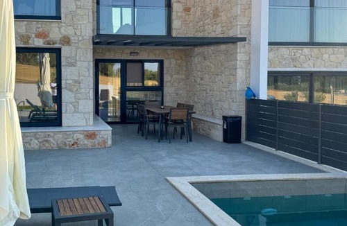 Kassandra Villa | The Olive Path