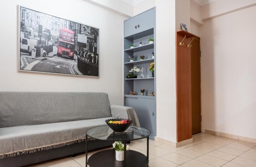 Moschato-Tavros Apartment | The Tauros Metro Residence
