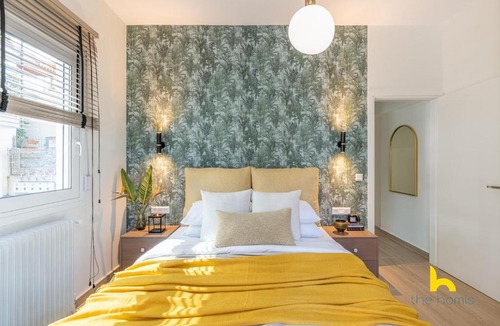 Filopappou Apartment | The Urban Jungle Escape Corner APT Near Acropolis