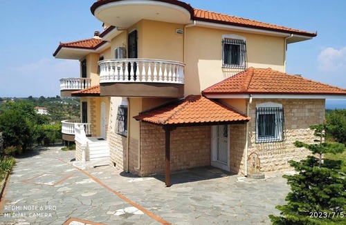 Agia Triada Villa | The Villa with the Aromatic Herbs