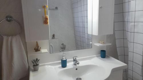 Dirfys-Messapia Apartment | The Village Corner