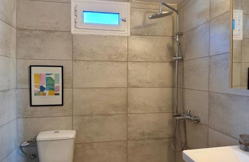 Kropia Apartment | Themis