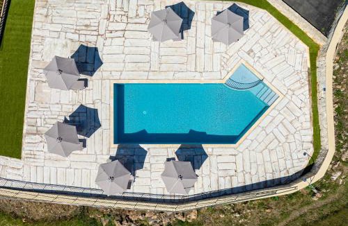 Katochori Hotel | Theodoros Malaxa Retreat - Pool & Amazing View