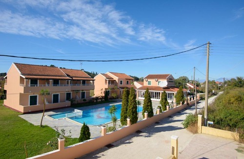 Sidari Apartment | Theodosia Hotel