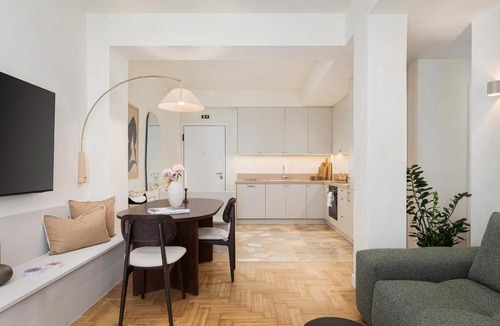 Thissio Apartment | Thiseio Acropolis Residence by Fineline Studio