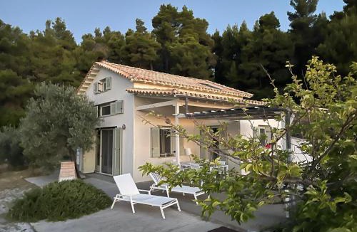 Votsi House | Thymari House