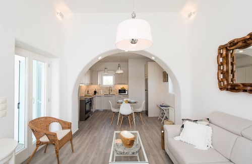 Paraga Villa | TIFFANYS VILLAS - PRIVATE Villa & Private pool with Sea view