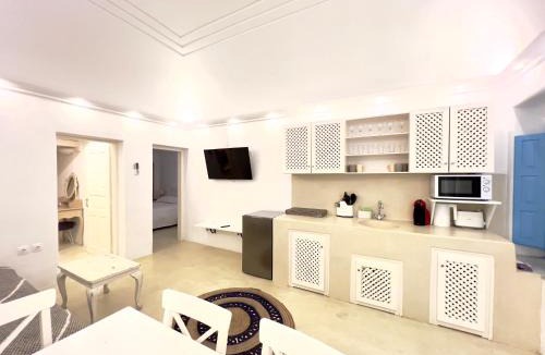 Emporio Villa | Traditional Cave Villa-Paradise & Prive Jacuzzi