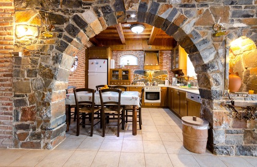 Geropotamos Villa | Traditional Cretan Style Villa