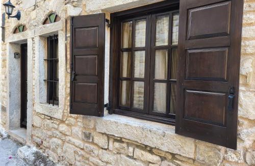 Kalamoti House | Traditional medieval Holiday House In Kalamoti