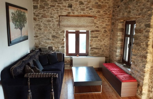 Kissos House | Traditional stonehouse in Pelion