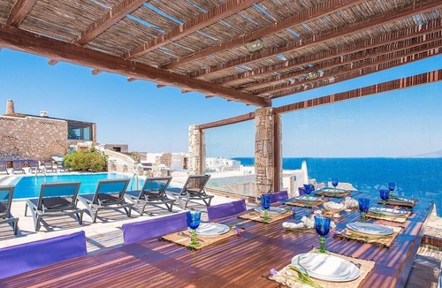 Agios Ioannis Apartment | Traditionally Styled Maisonette with A/C, Communal Terrace, Salt-Water Pool & Sea/Sunset Views!