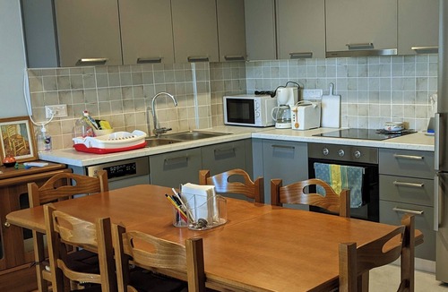 Korithion Villa | Tranquil 2-bedroom Apartment in Charming Villa Near Corinth Canal Loutraki