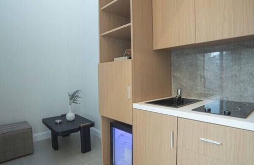 Piraeus Apartment | Tranquil AKVA Stay with Balcony in Piraeus